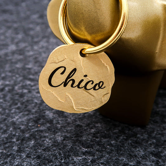 Extravagant vintage dog tag personalized with engraving, material brass, 25mm