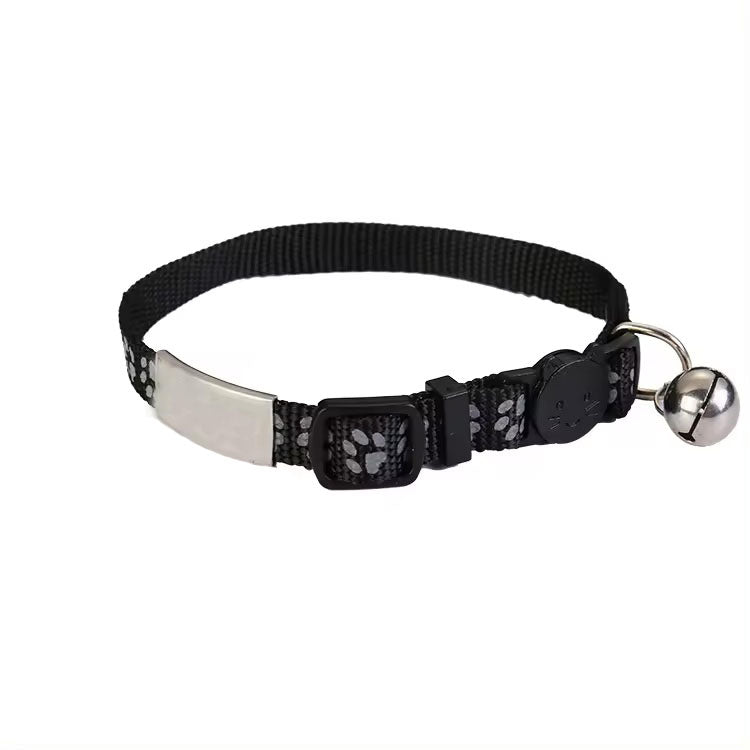 Cat collar engraved with name and telephone number