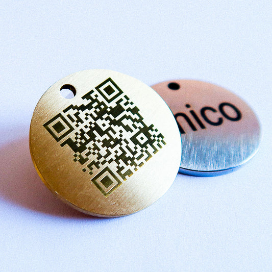 SOS dog tag with engraved QR code and name / phone / Tasso