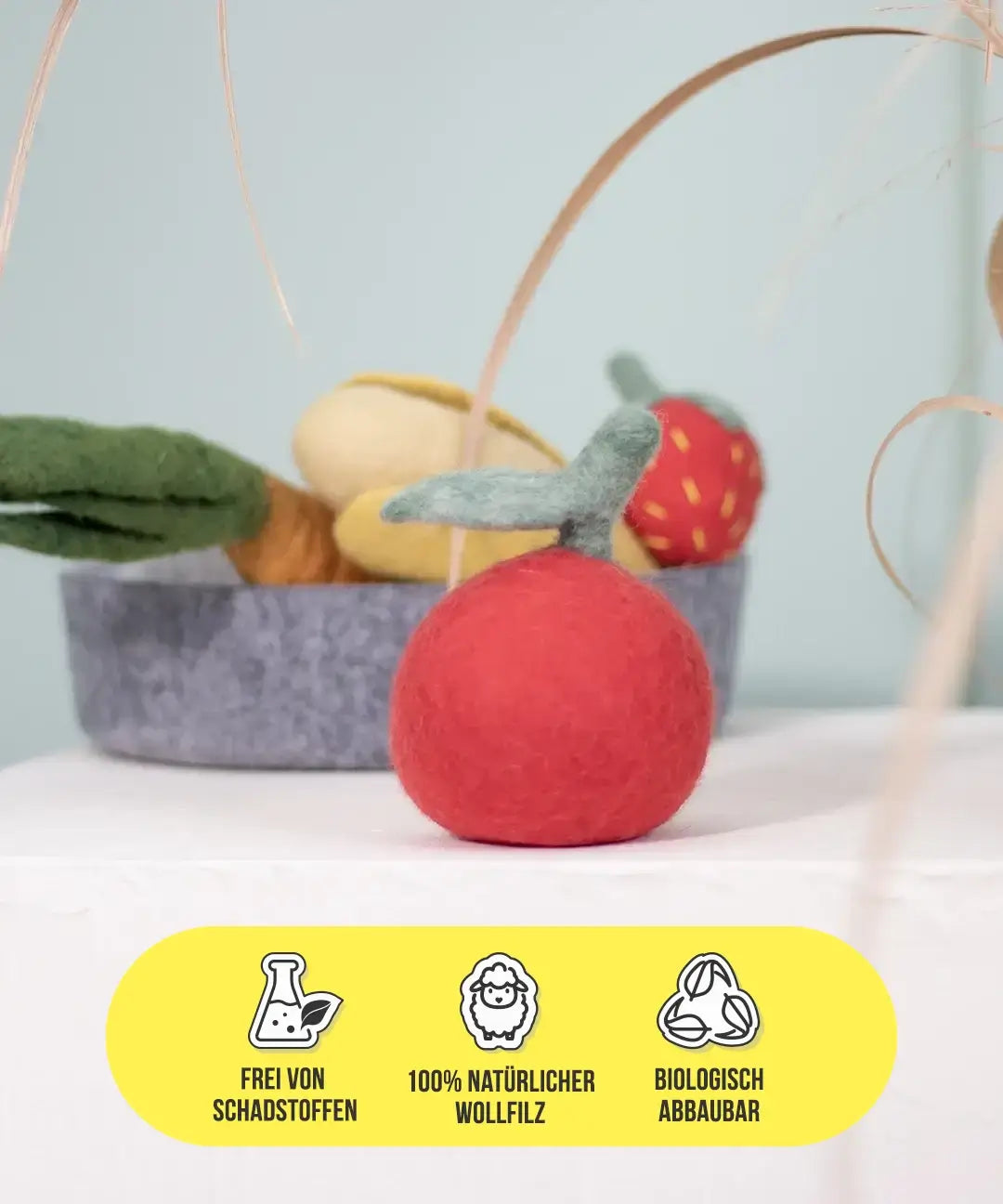 BUDDY. Dog toy made of wool felt "Apple" 