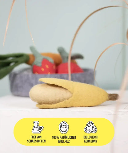 BUDDY. Dog toy made of wool felt "Banana" 