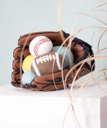 BUDDY. Dog toy made of sheep wool "Football" 